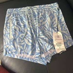 New with tags billabong shorts S